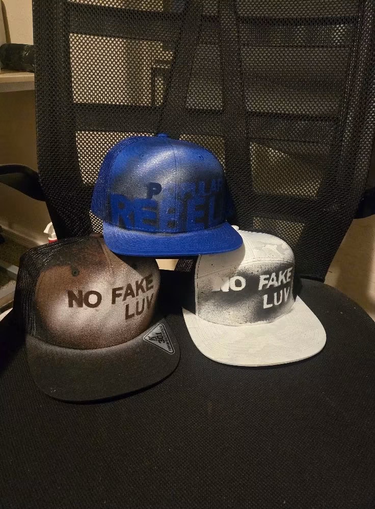 NO FAKE LUV SNAPBACK