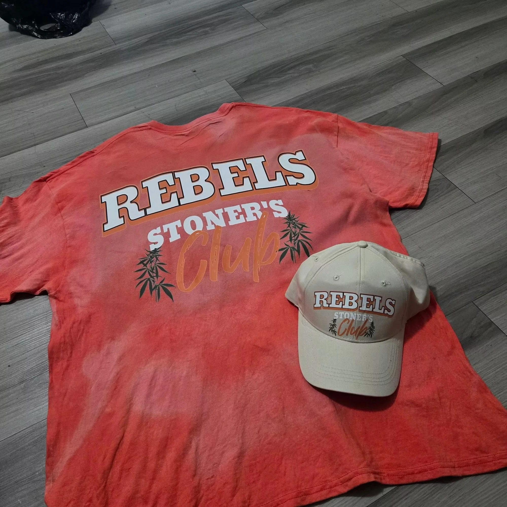 REBELS STONER'S CLUB TEE — RED